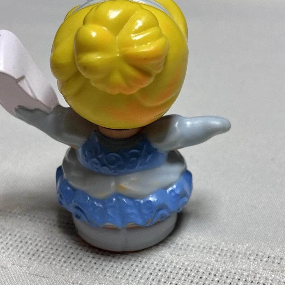 Fisher Price Little People Disney Princess Cinderella Holding Shoe Slipper